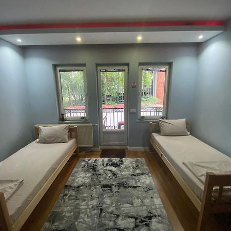 City Park Hostel Pristina Kültér fotó