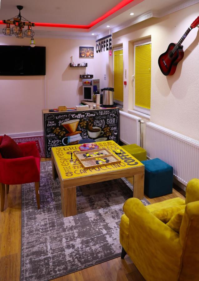 City Park Hostel Pristina Kültér fotó