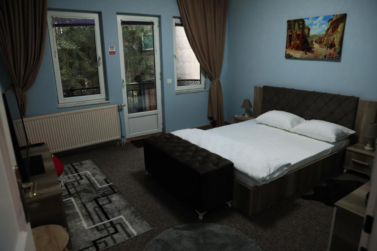City Park Hostel Pristina Kültér fotó