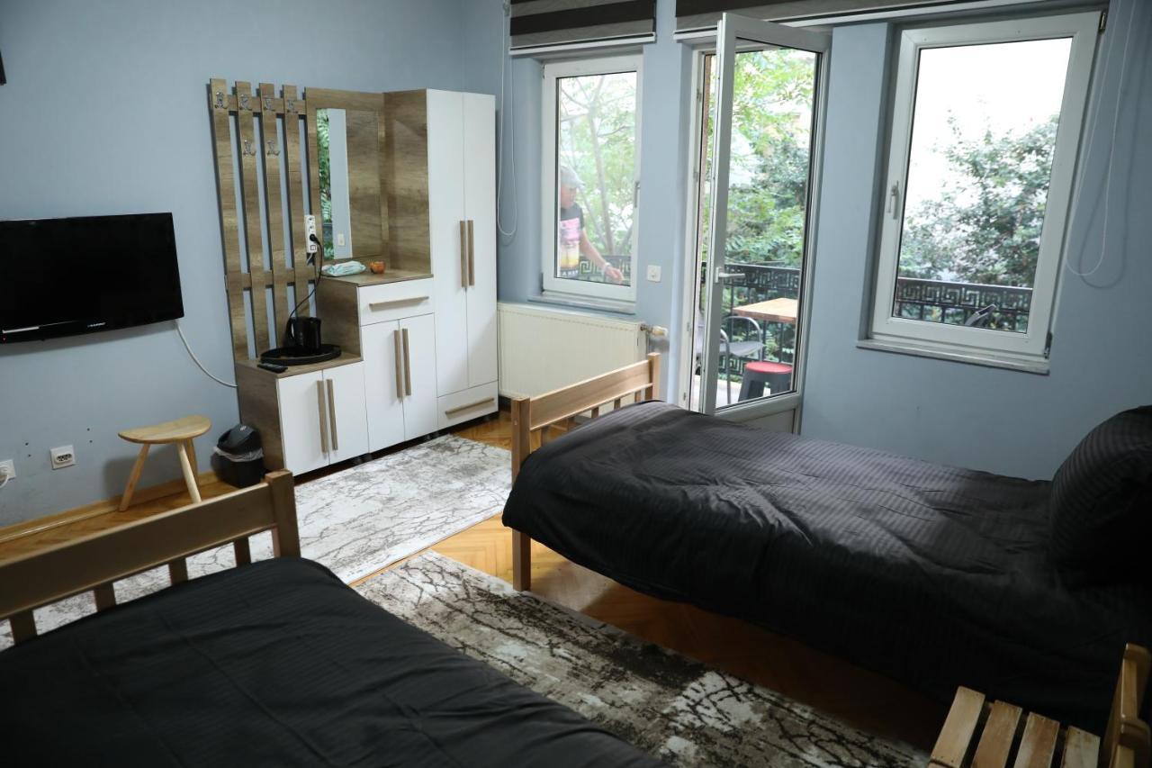 City Park Hostel Pristina Kültér fotó