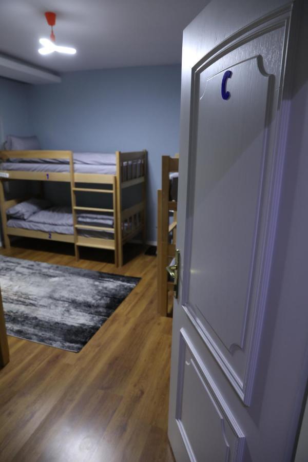 City Park Hostel Pristina Kültér fotó