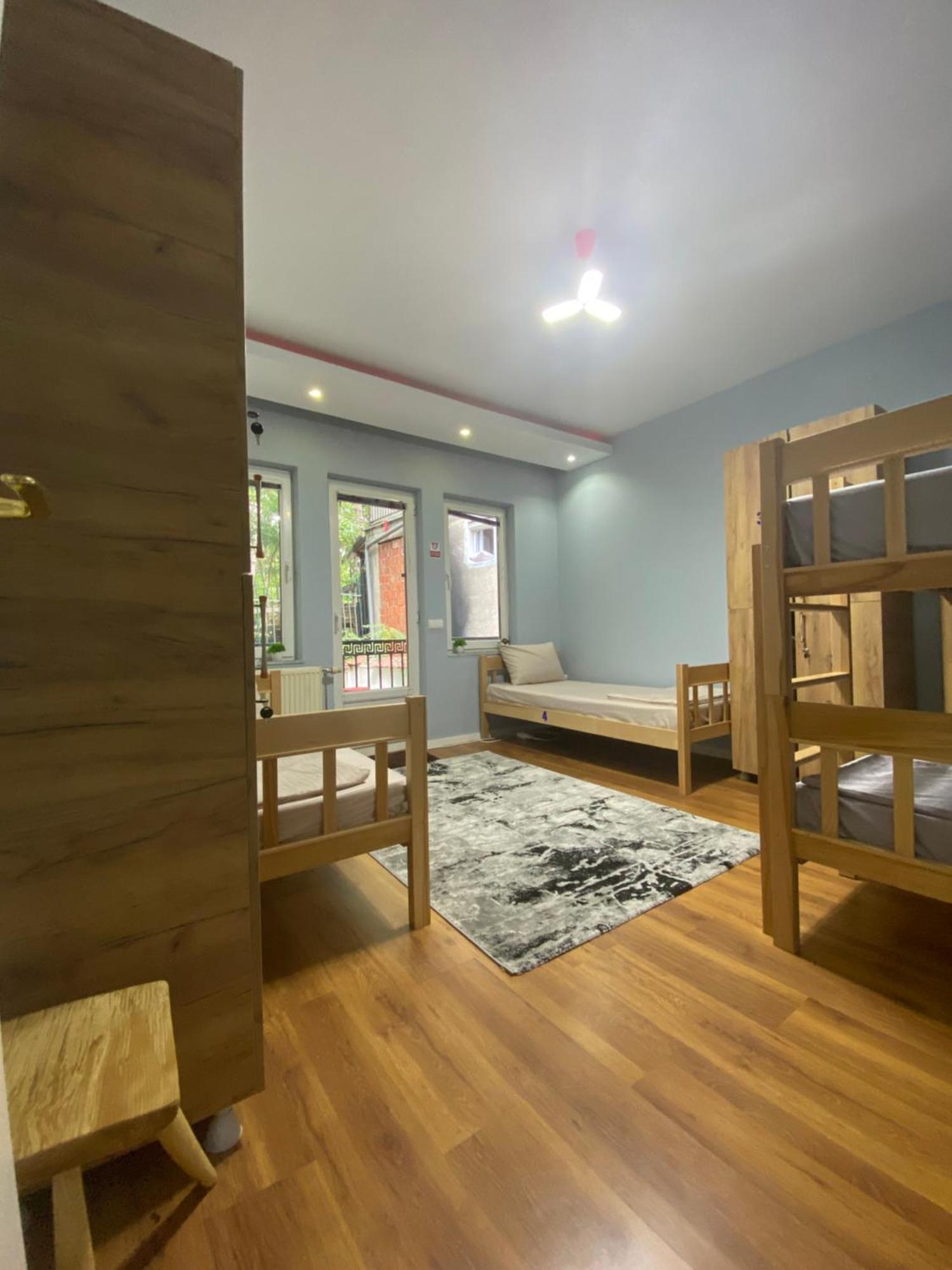 City Park Hostel Pristina Kültér fotó